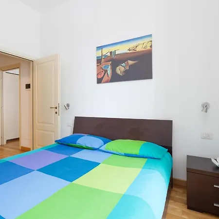 Appartamento con balcone- Bullona District-3